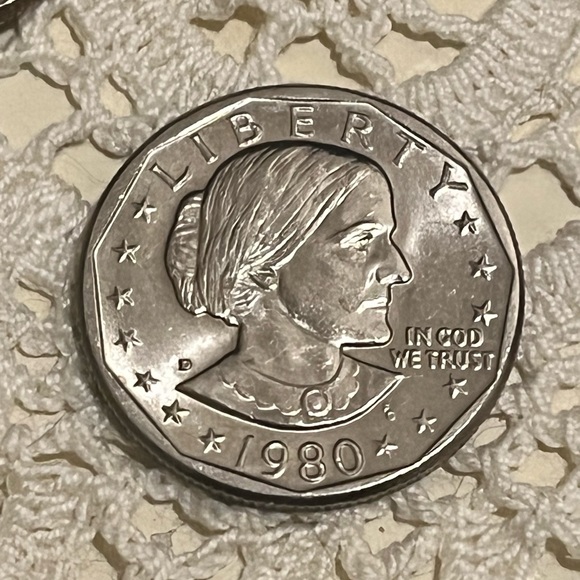 *Collector Item* Susan B Anthony Coins - Picture 4 of 5